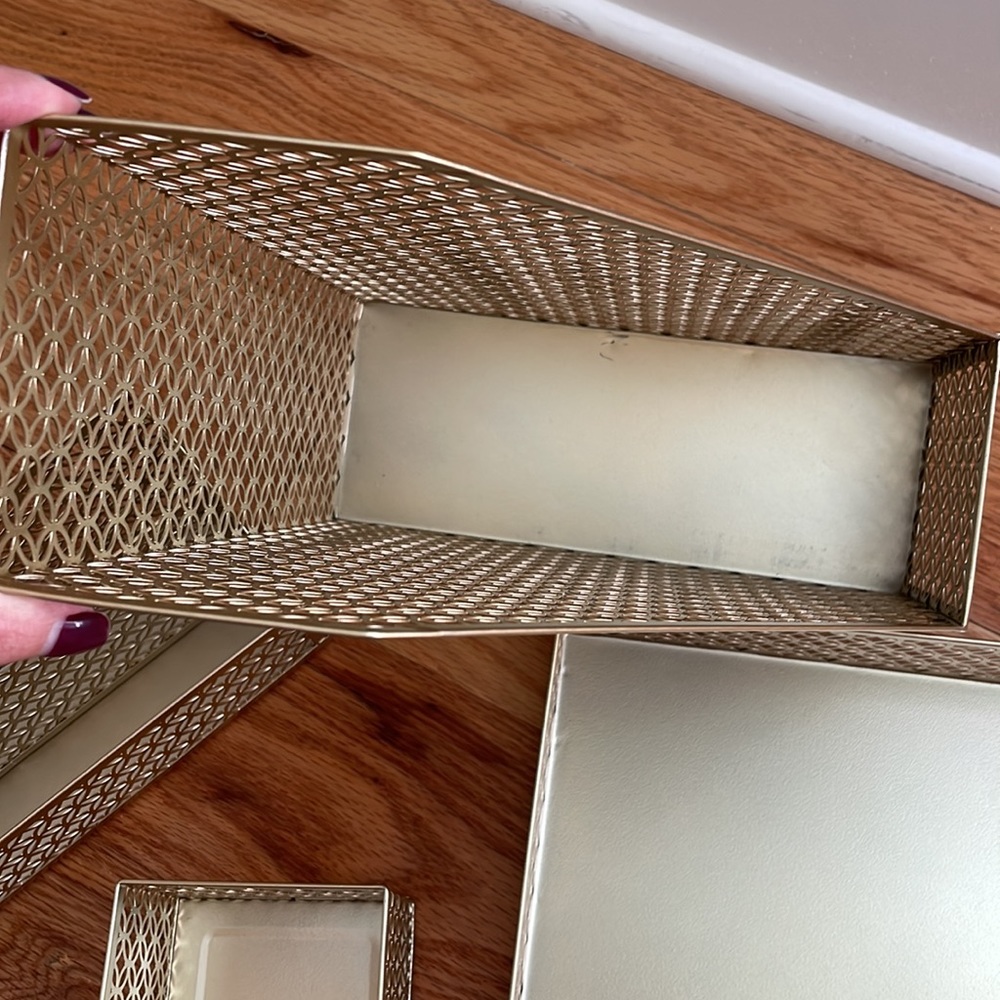 Gold Mesh Metal Office Organizer set - Picture 6 of 7